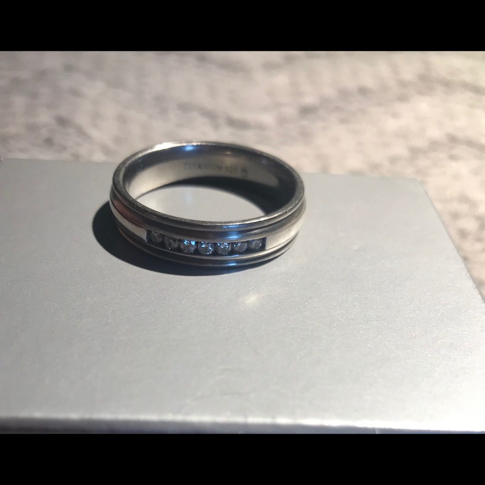 SOLD Men’s Titanium/Silver Diamond Ring Sz13